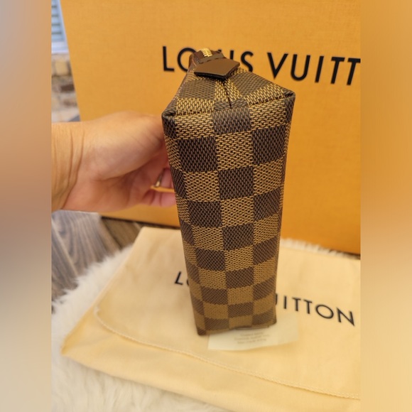 Cosmetic Pouch PM in DE - Picture 11 of 16